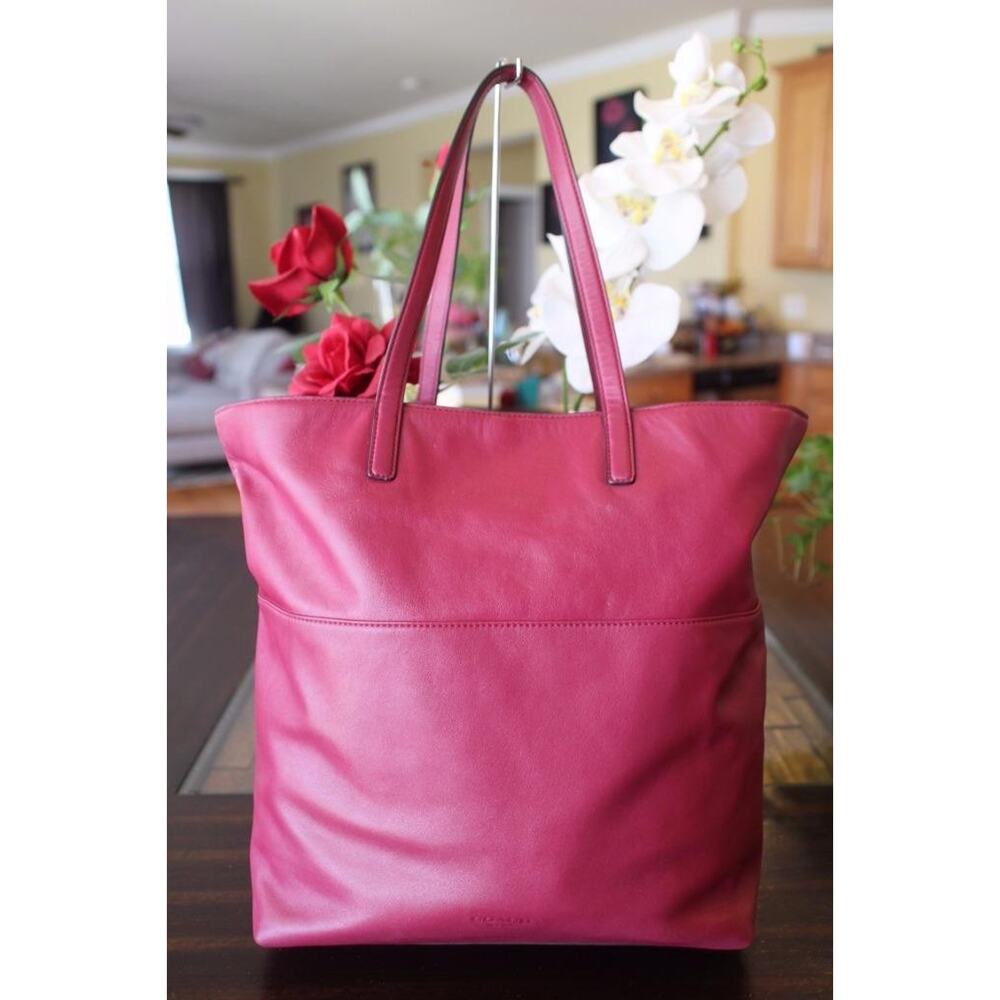 COACH Legacy Leather Large Turnlock Tote in Brass Deep Port 26461 (pu30000 - Picture 4 of 7